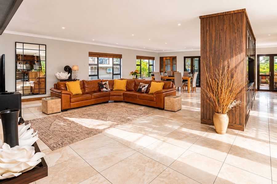 6 Bedroom Property for Sale in Birdwood Estate North West